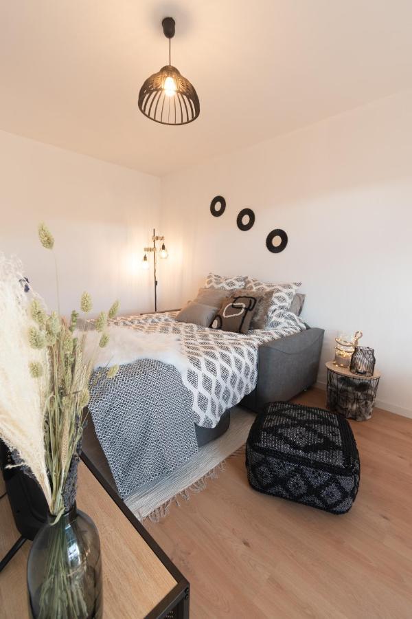 Bienvenue Chez Vous Tres Calme Et En Plein Centre Apartment Мант-ла-Жоли Екстериор снимка