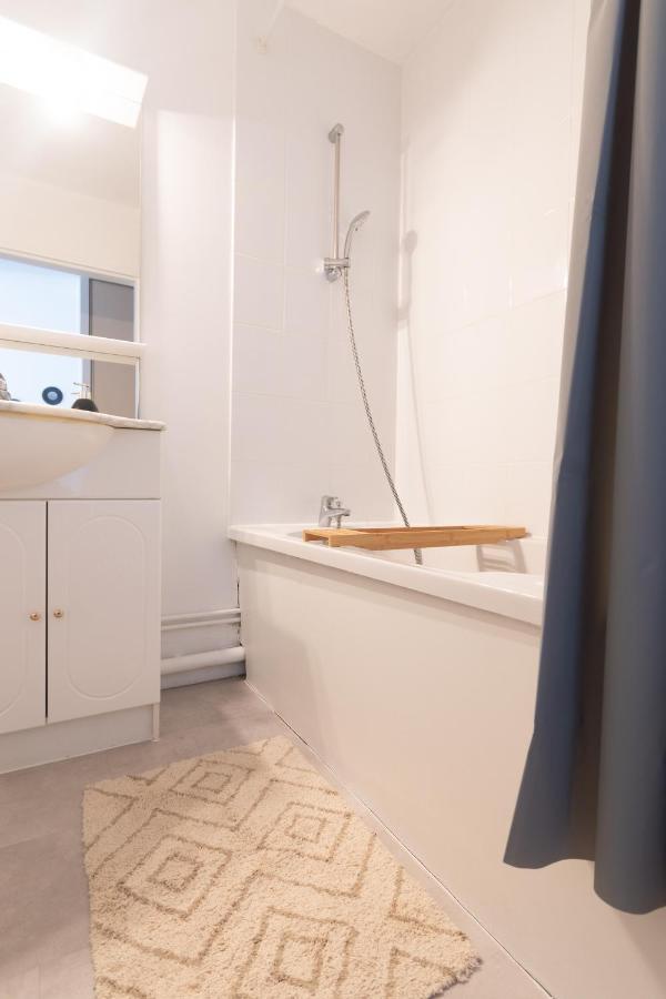 Bienvenue Chez Vous Tres Calme Et En Plein Centre Apartment Мант-ла-Жоли Екстериор снимка