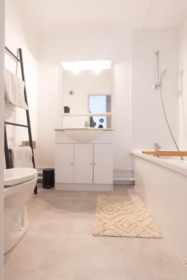Bienvenue Chez Vous Tres Calme Et En Plein Centre Apartment Мант-ла-Жоли Екстериор снимка